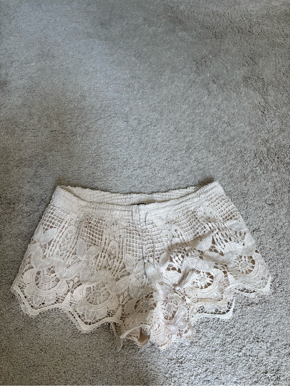 Express Crochet Lace Shorts - Cream